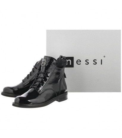 Nessi Czarne Lakierowane 62819 711 (NE194-a) shoes