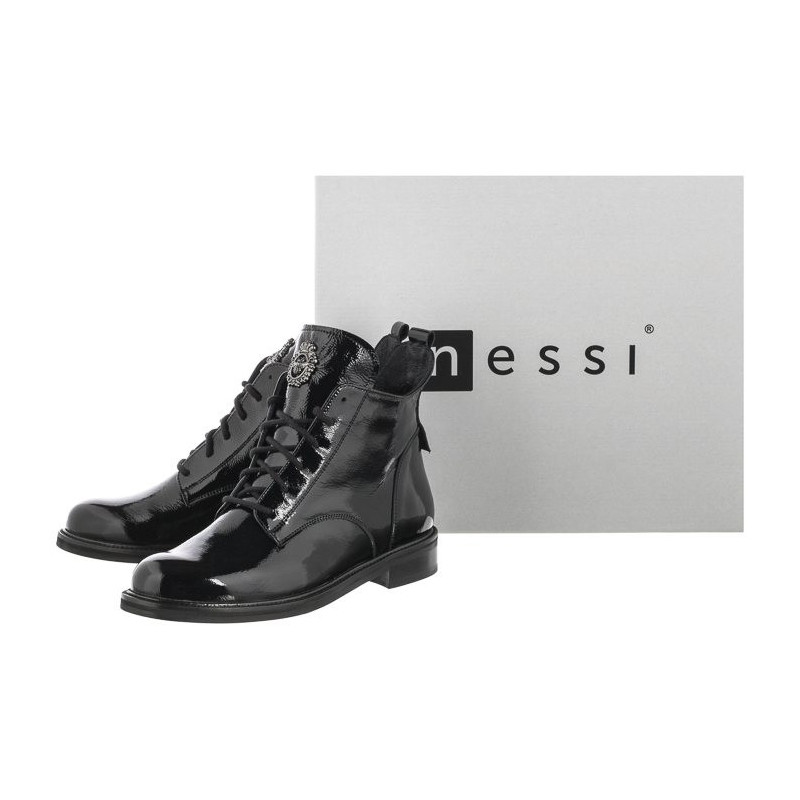 Nessi Czarne Lakierowane 62819 711 (NE194-a) shoes