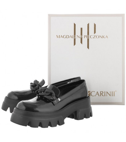 Carinii Czarne Lakierowane B7624-070-000-000-000 (CI644-a) shoes