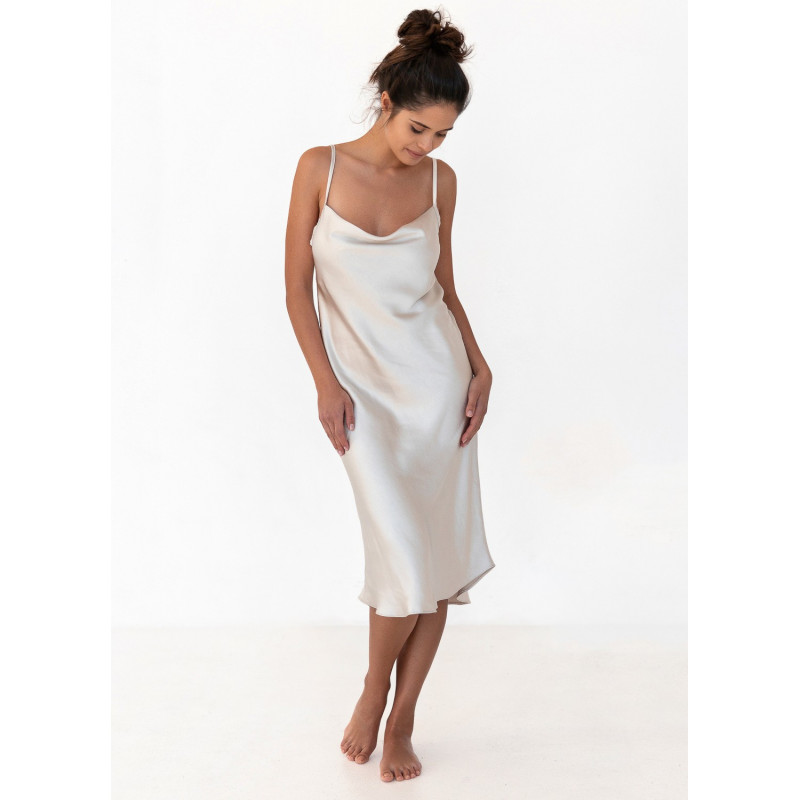 Sensis nightwear made of satin