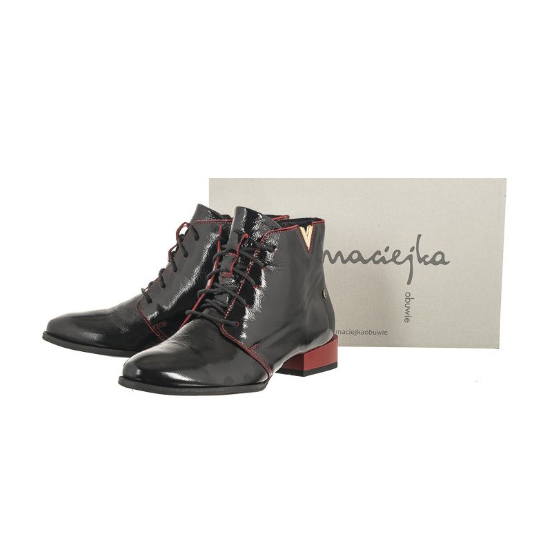 Maciejka Czarne Lakierowane 5743C-43/00-7 (MA1122-b) shoes