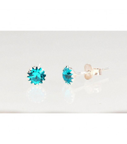 Silver stud earrings...