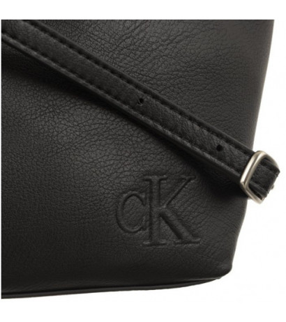 Calvin Klein Ultralight Longday Bag28 Black K60K611466 BEH (CK432-a) handbag