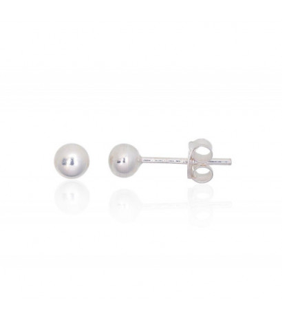 Silver stud earrings...