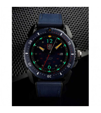 Luminox XL.1053 