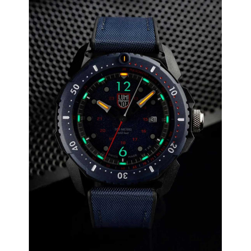 Luminox XL.1053 