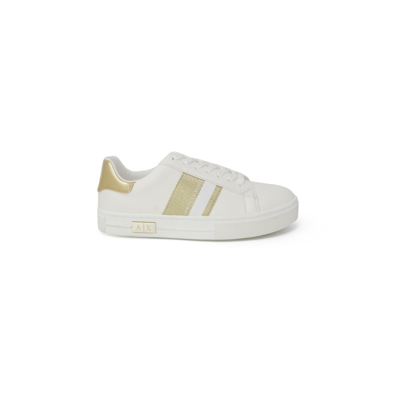 Armani Exchange Sneakers XDX027 XV791 Gold