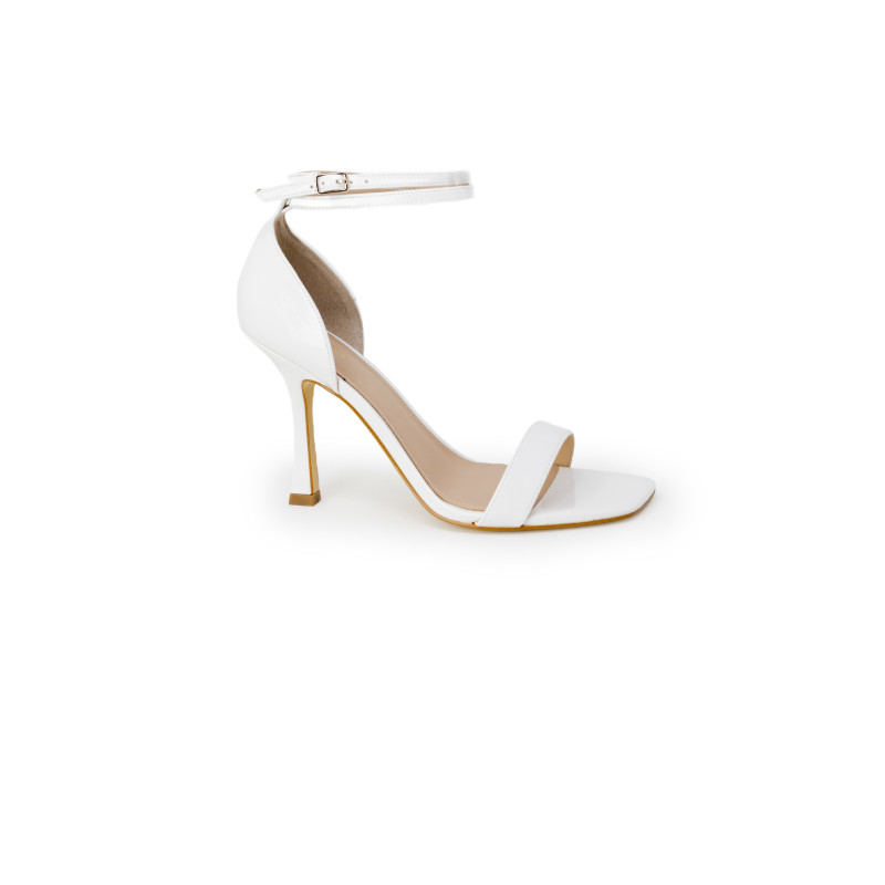 Guess Sandals FL6HYLPAF03 White