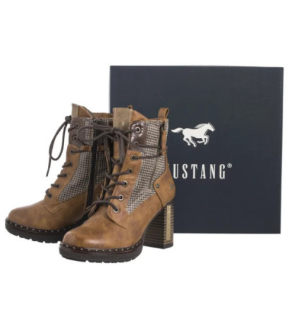 Mustang Koniakowe 1336-510-307 (MU558-a) shoes