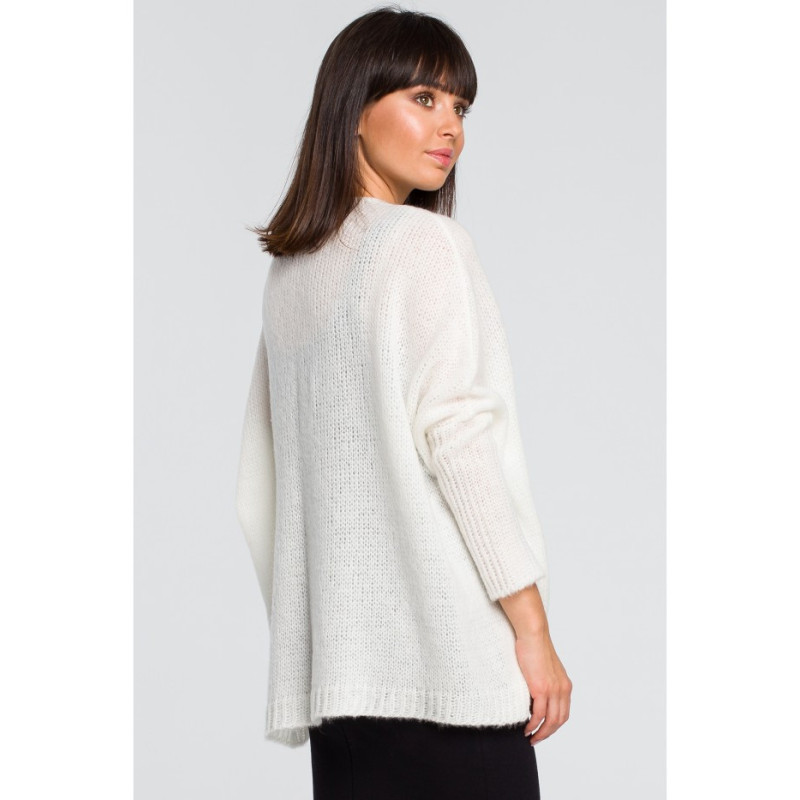 BK018 Loose sweater with pocket - ecru