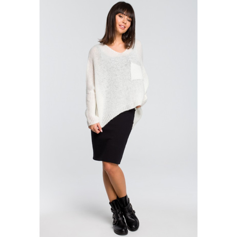 BK018 Loose sweater with pocket - ecru