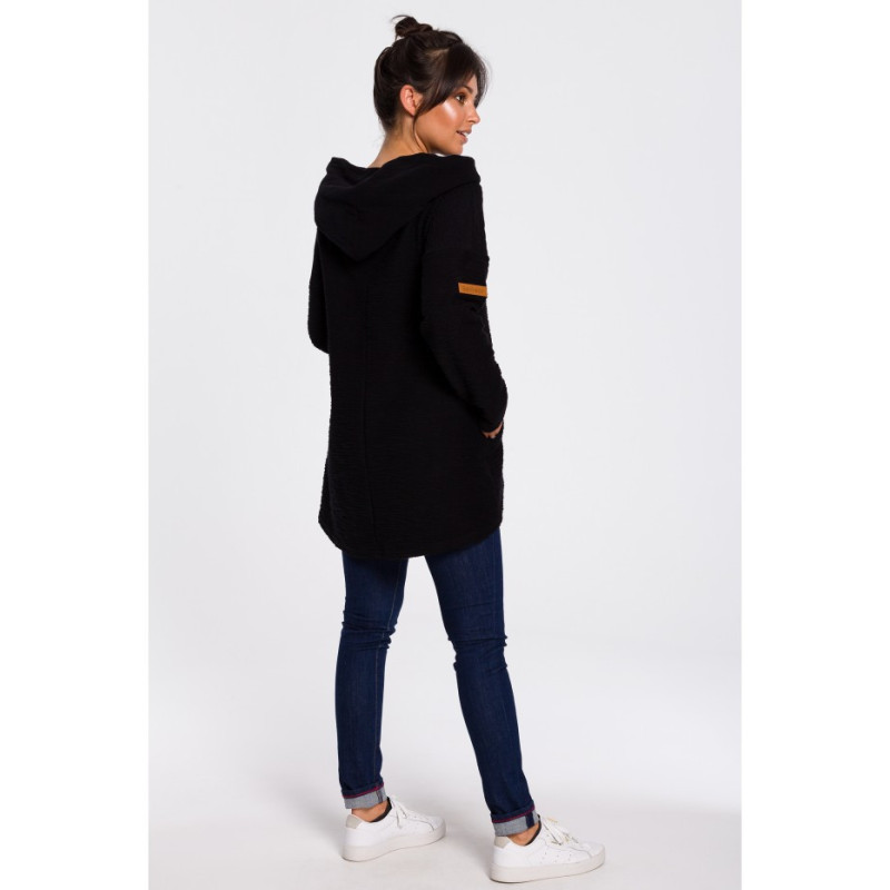 B131 Sweatshirt with wide collar and hood - black