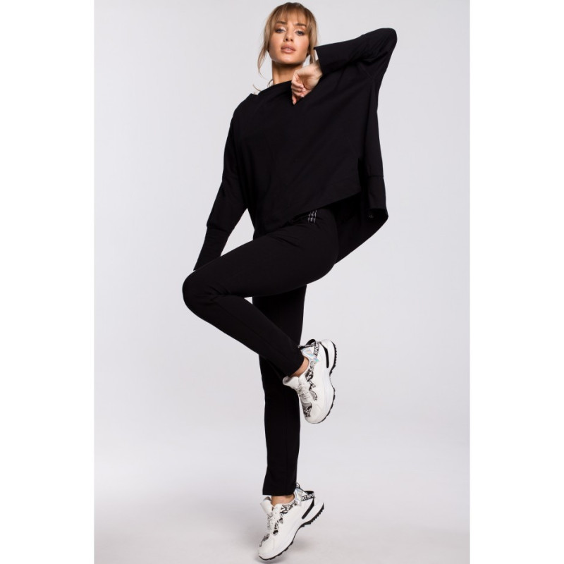 M491 Sweatshirt with side slits and piping - black