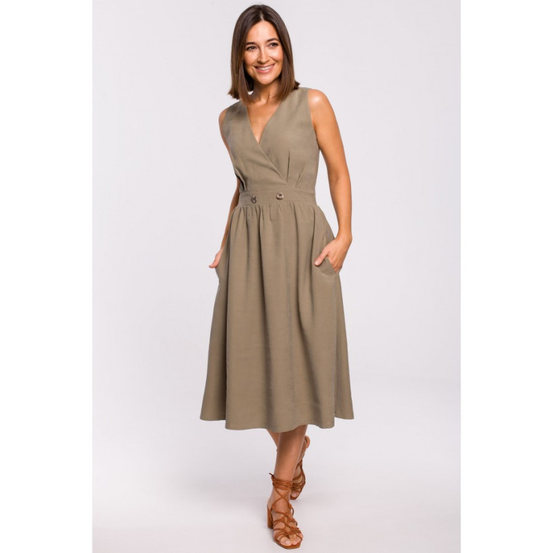 S224 Sleeveless dress with flared bottom - khaki