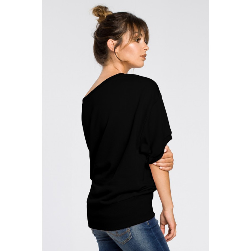 B048 Oversize blouse with kimono sleeves - black