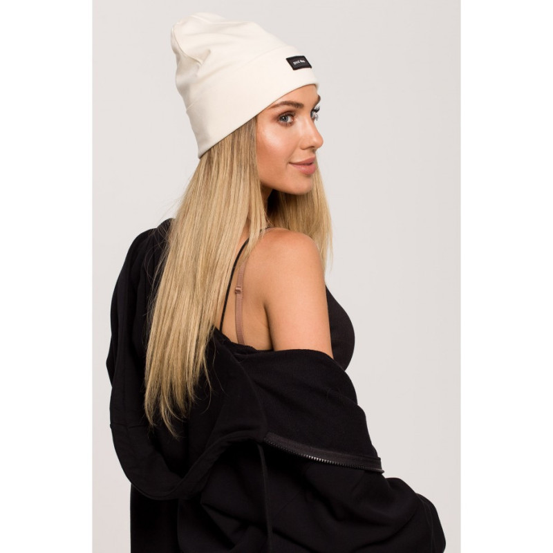 M624 Beanie hat - cream