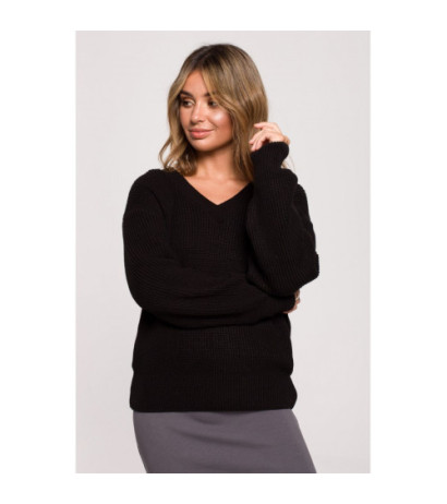 BK075 Sweater with a heart neckline - black