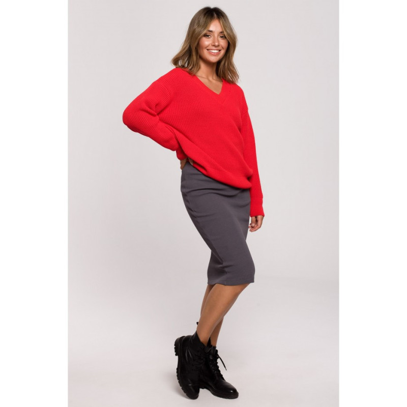 BK075 Sweater with a heart neckline - red