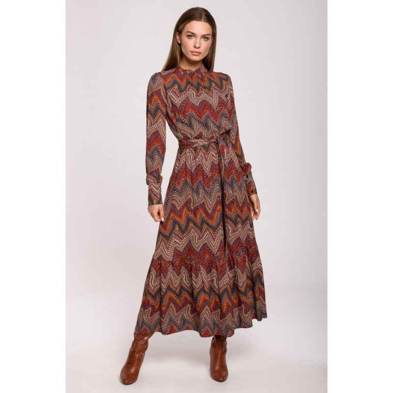 S291 Maxi dress with ruffle - Aztec print - model 1