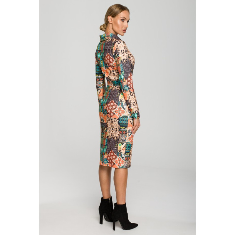 M706 Pencil dress with print and collar - model 3