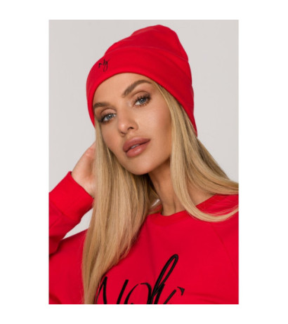 M709 MOE GIRL embroidered beanie hat - red