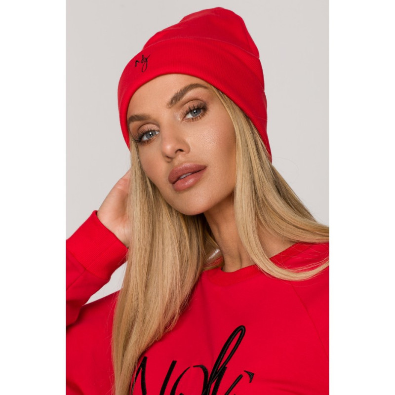 M709 MOE GIRL embroidered beanie hat - red