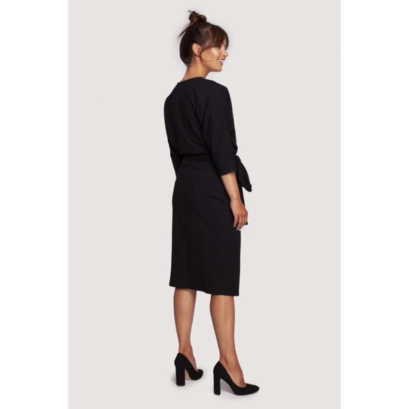 B241 Envelope dress with tied belt - black