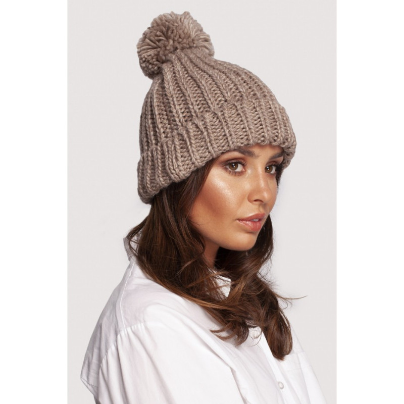 BK101 Cap with pom-pom - beige