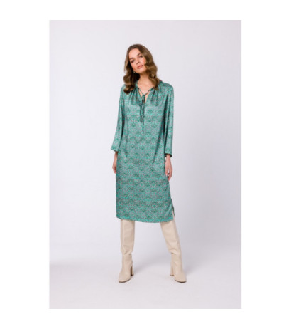 S338 Kaftan dress with binding at the neck - model 1