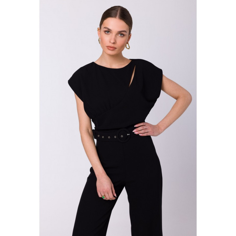 S339 Jumpsuit with slit in the neckline - black