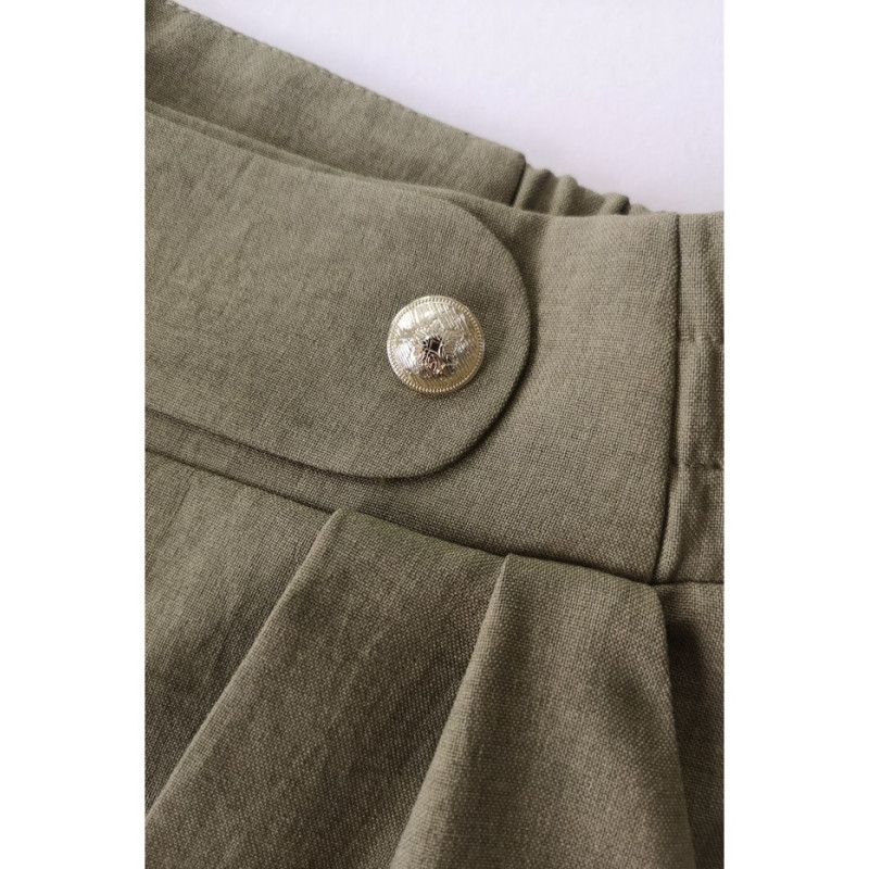 B252 Trousers with decorative buttons - olive green