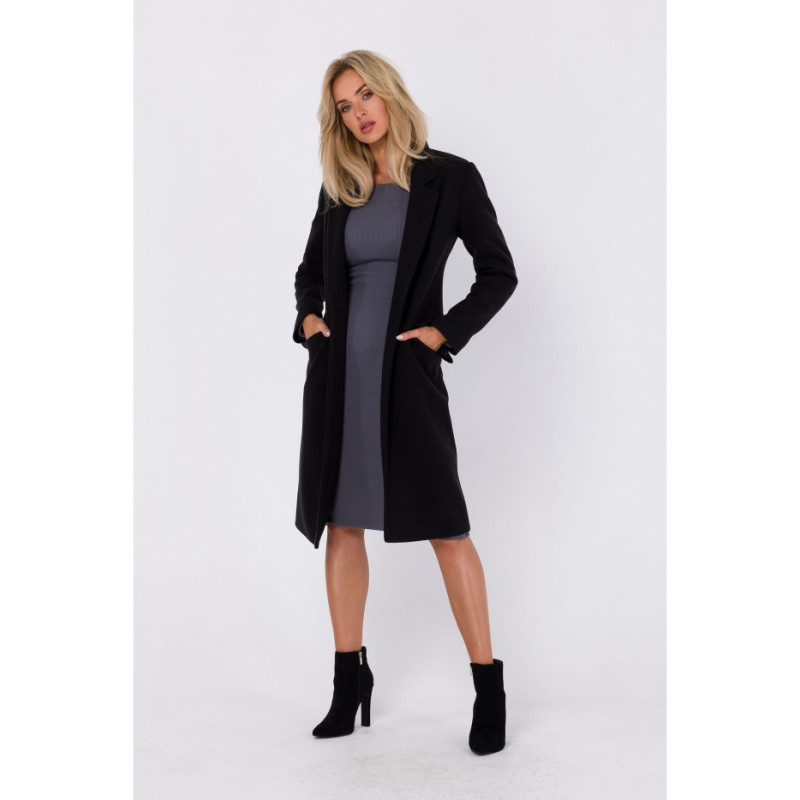 M758 Fastened coat - black