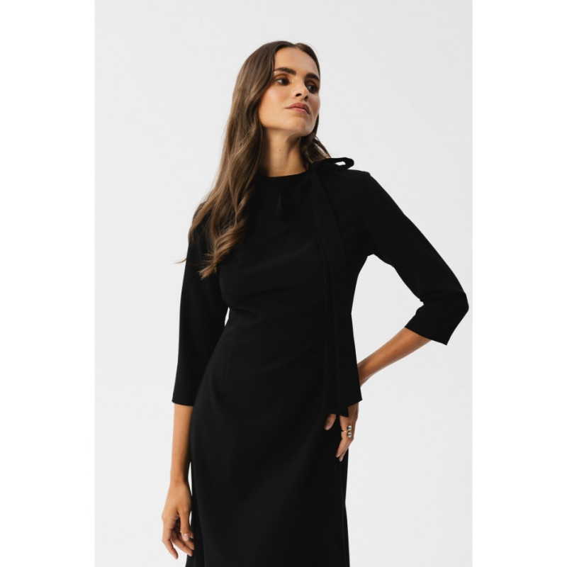 S346 Dress with binding at the neck - black