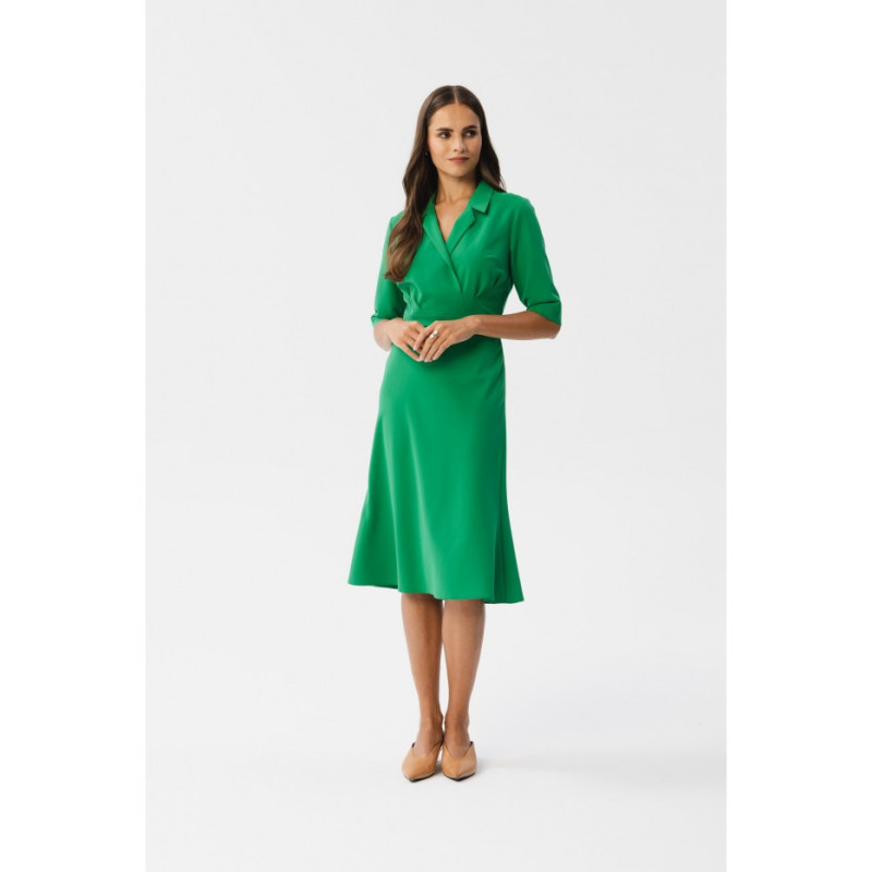 S348 Dress with envelope neckline and collar - juicy green