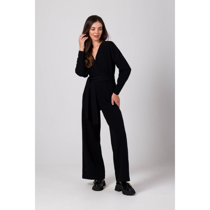 B272 Jumpsuit with neckline - black