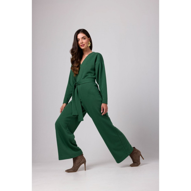 B272 Jumpsuit with neckline - grassy