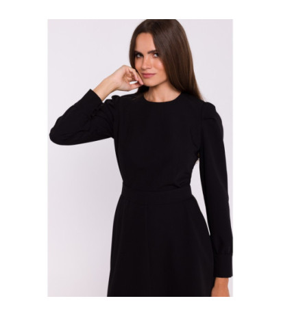 S378 Dress with long sleeves and belt - black