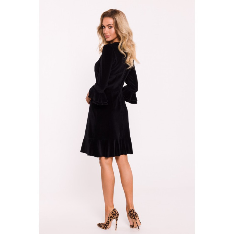 M825 Velour dress with frills - black