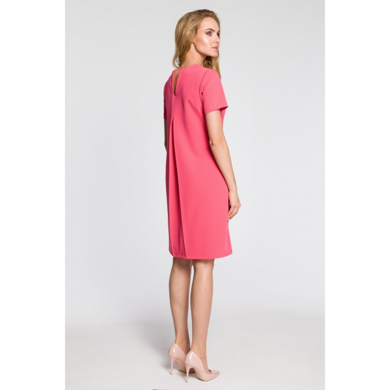 M309 Trapeze dress with contrasting pleats on the back - pink