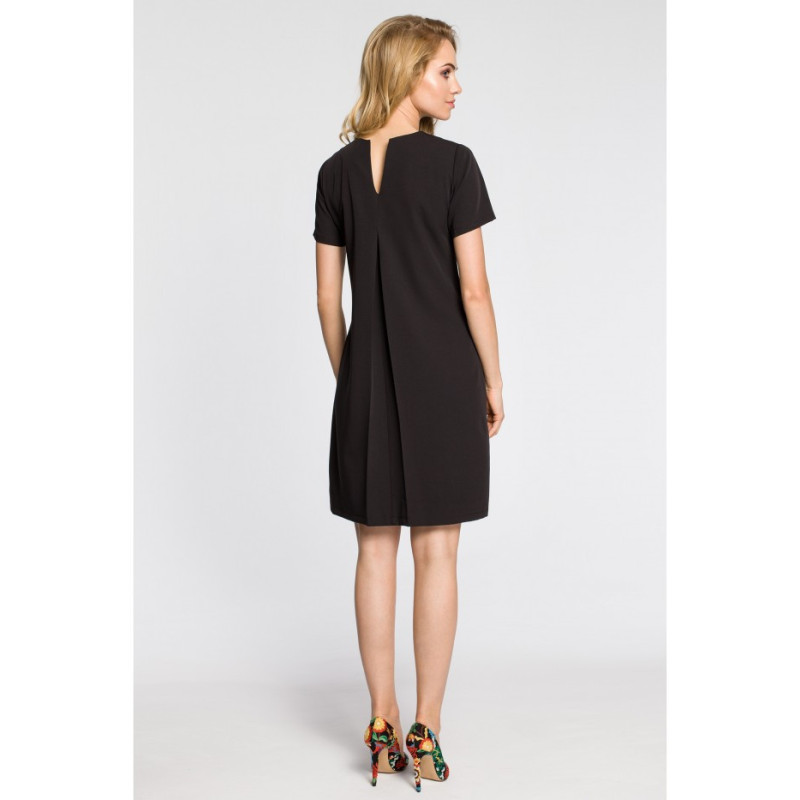 M309 Trapeze dress with contrasting pleats on the back - black