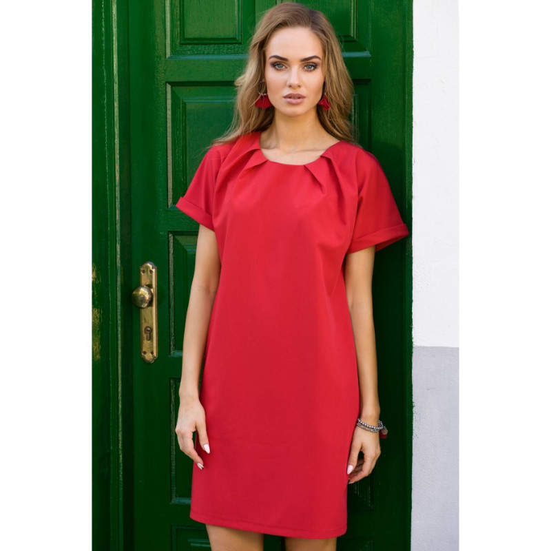 M337 Loose dress with contrasting ruffles at the neck - red