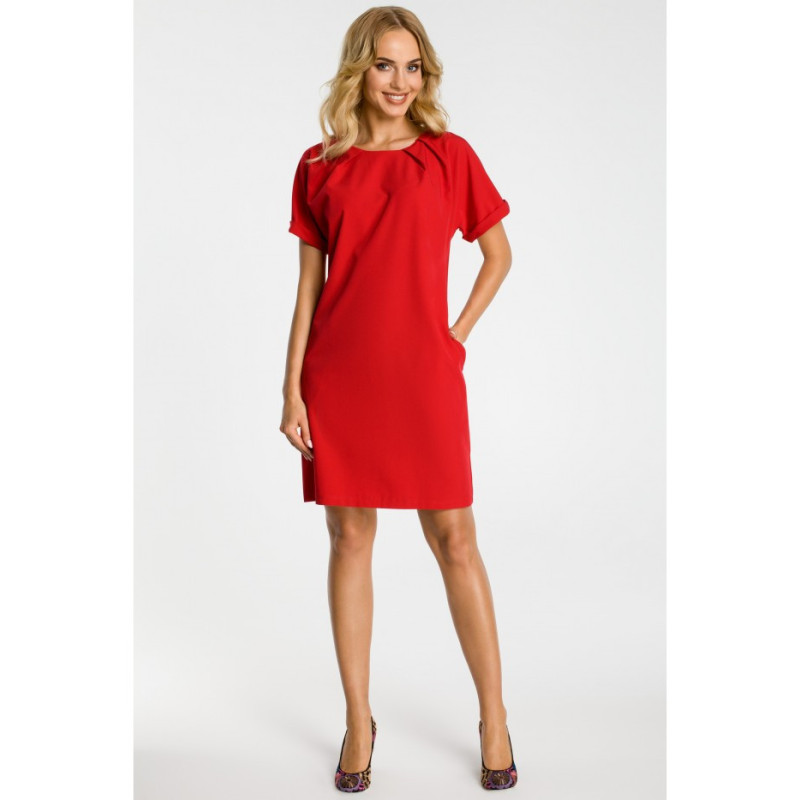 M337 Loose dress with contrasting ruffles at the neck - red