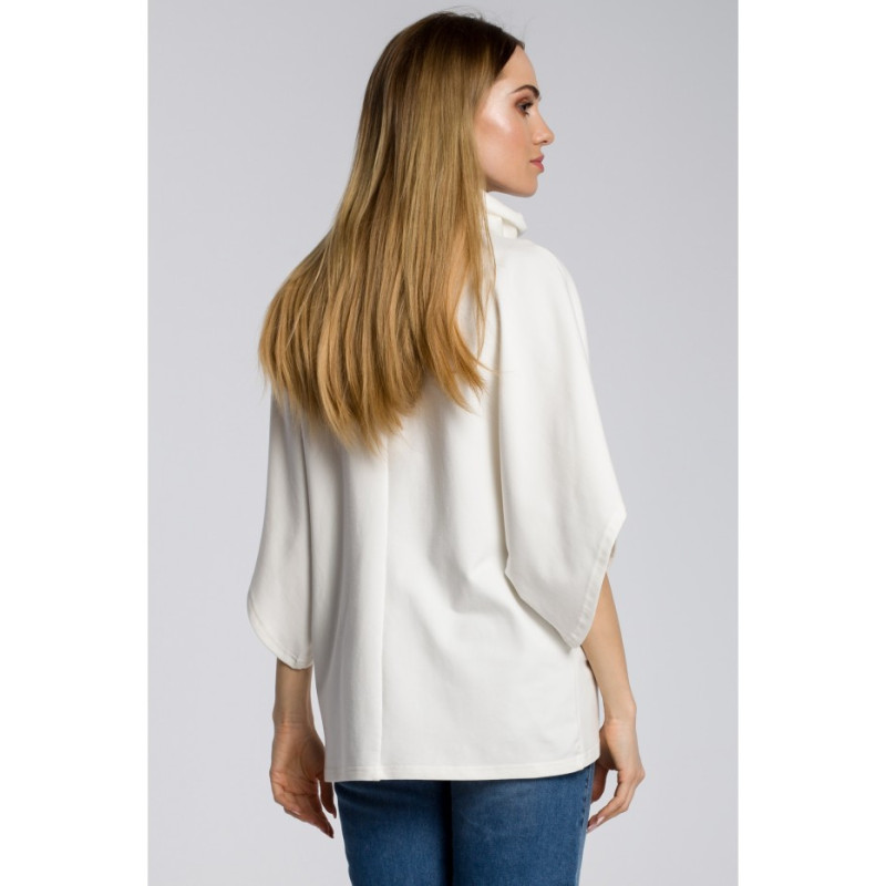 M372 Overlap blouse with wide sleeves - ecru