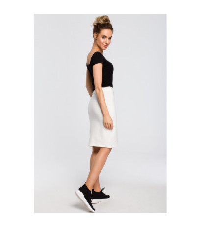 M421 Fitted envelope skirt - ecru