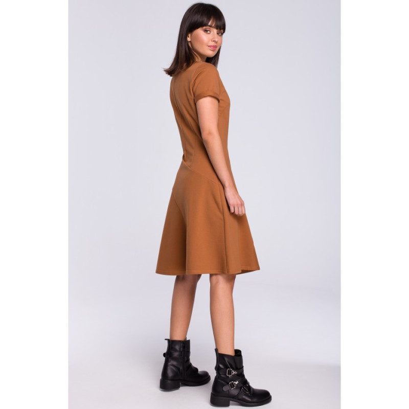 B105 Slightly flared dress with godet - caramel