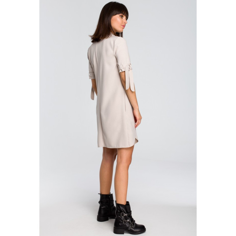 B112 Tunic with collar and tie - beige