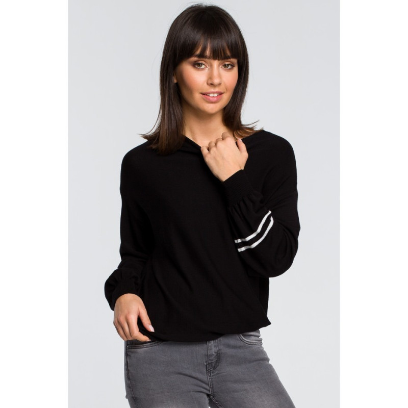 BK024 Sweater with wide sleeves and a leopard print - black