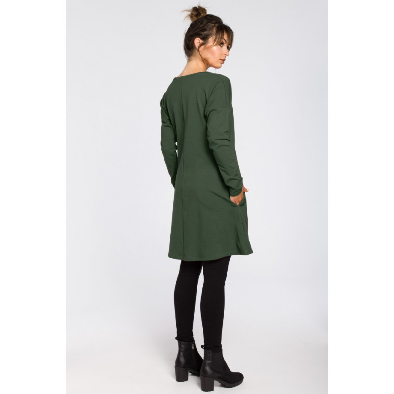 B042 Tunic with cutout bottom - military green