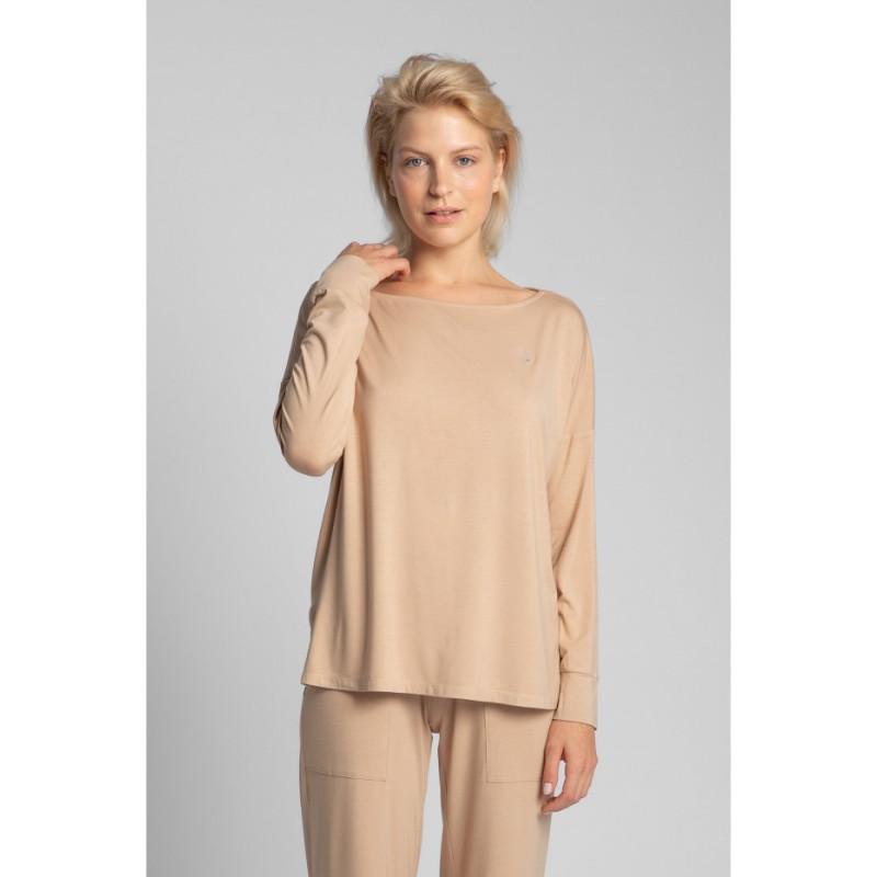 LA029 Viscose blouse with side slits - cappuccino