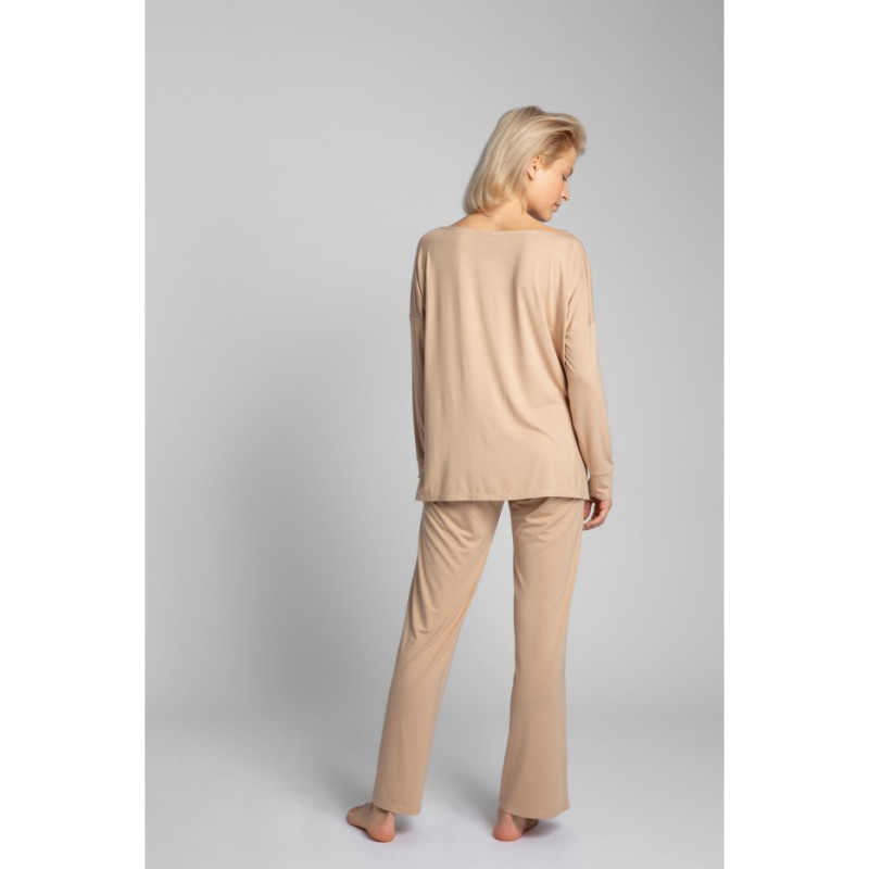 LA029 Viscose blouse with side slits - cappuccino